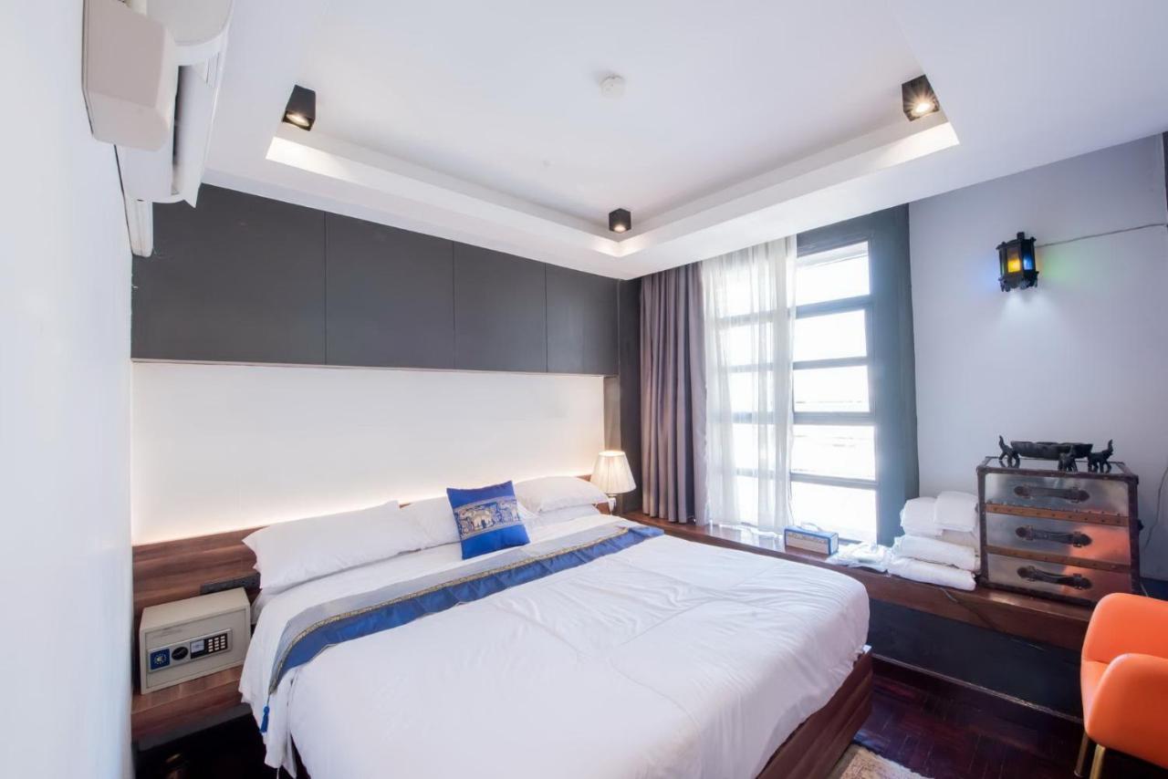 Elixir Hostel กรุงเทพมหานคร ภายนอก รูปภาพ