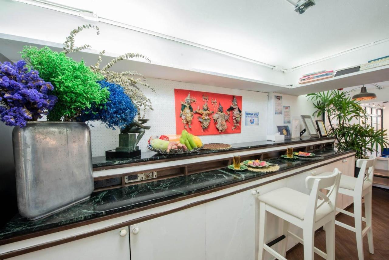 Elixir Hostel กรุงเทพมหานคร ภายนอก รูปภาพ